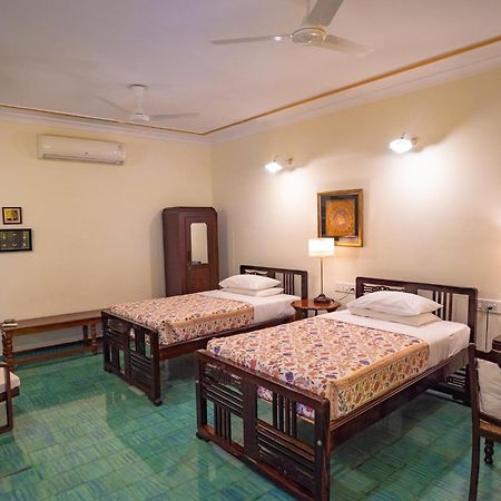 The Bangala Chettinad Hotel Karaikkudi Exterior photo