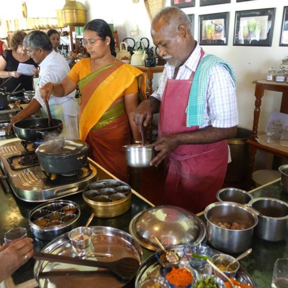 The Bangala Chettinad Hotel Karaikkudi Exterior photo